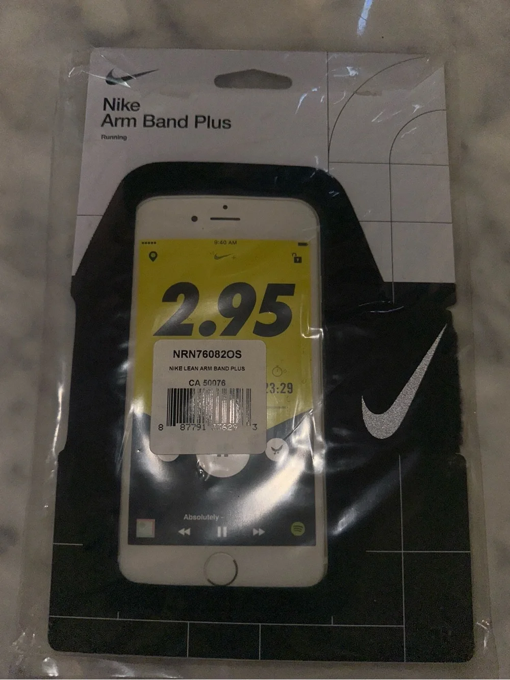 Nike Arm Band Plus Running Phone Armband - Black fits 7 inches length 3.4 width